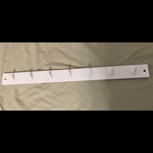 Bamboo Hanger - Picture 1 of 2